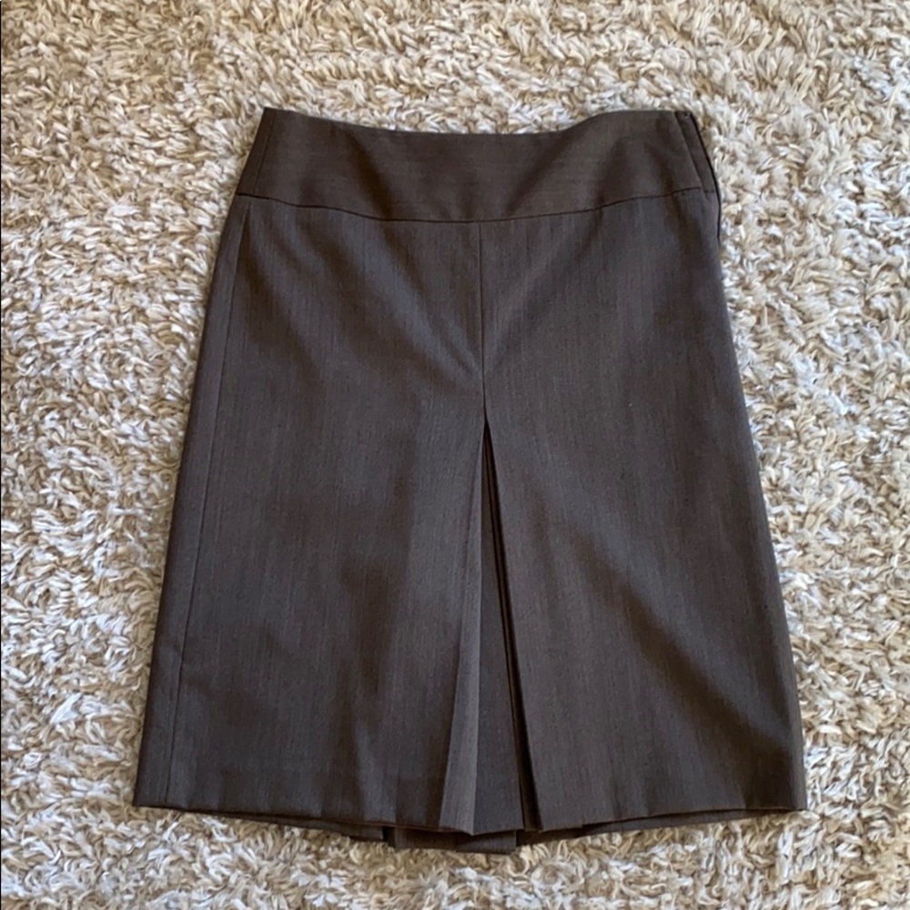 Fashionable work skirt